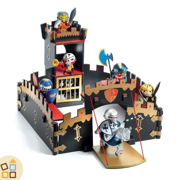 ARTY TOYS, ZE BLACK CASTEL