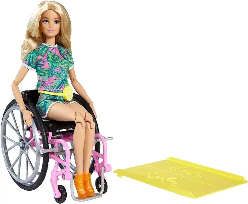 Barbie Bambola con Sedia a Rotelle GRB93