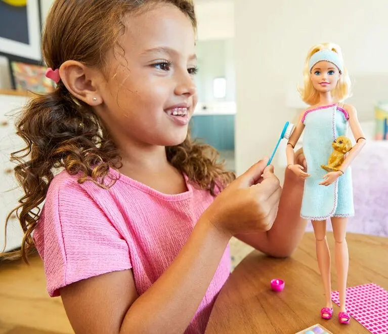 Barbie Snodata Wellness Spa | Bambola con Accessori