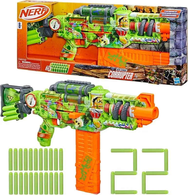 Blaster Nerf Zombie Corrupter Pump Action include 22 dardi in Schiuma