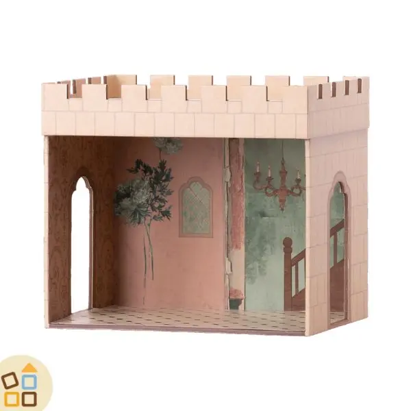 CASTELLO TOPO, SALA CENTRALE
