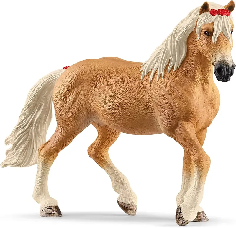 Giumenta Avelignese Schleich