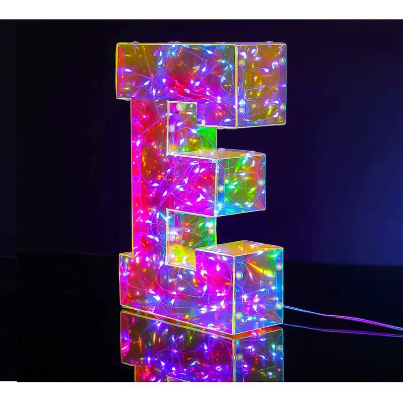 Lettera E Luminosa A Led I Total
