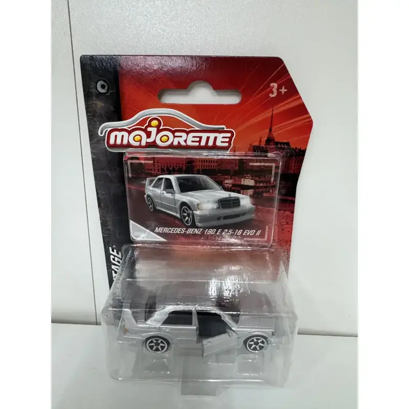 MAJORETTE MERCEDES BENZ 190 E 2.5 – Modellino da Collezione in Scala