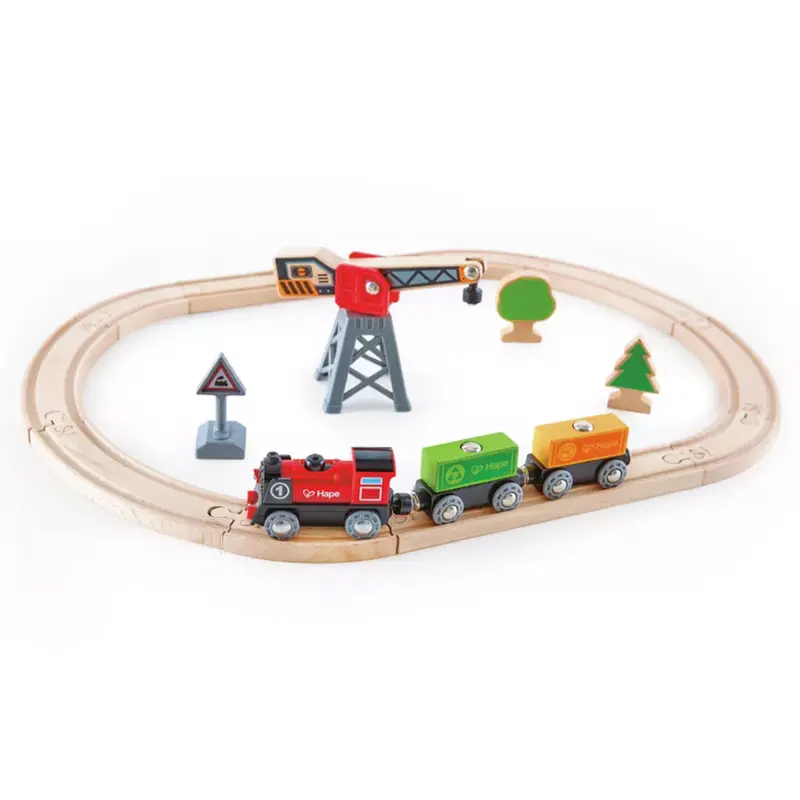 Pista con Locomotiva a Batteria e Gru Hape