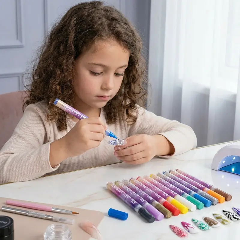 Set di Nail Art Marker con punta di precisione – Pennarelli acrilici per unghie per design dettagliati