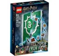 Stendardo della Casa SerpeverdeHarry Potter™