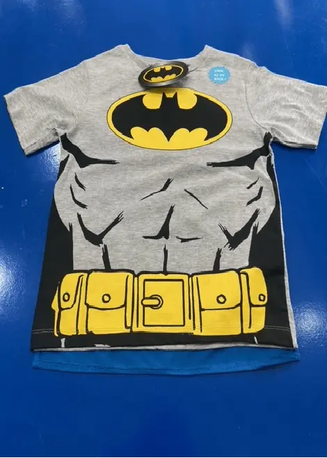 T-Shirt Batman con Mantello 8 Anni