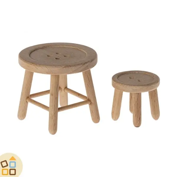 TAVOLO CON SGABELLO BOTTONE, TOPO