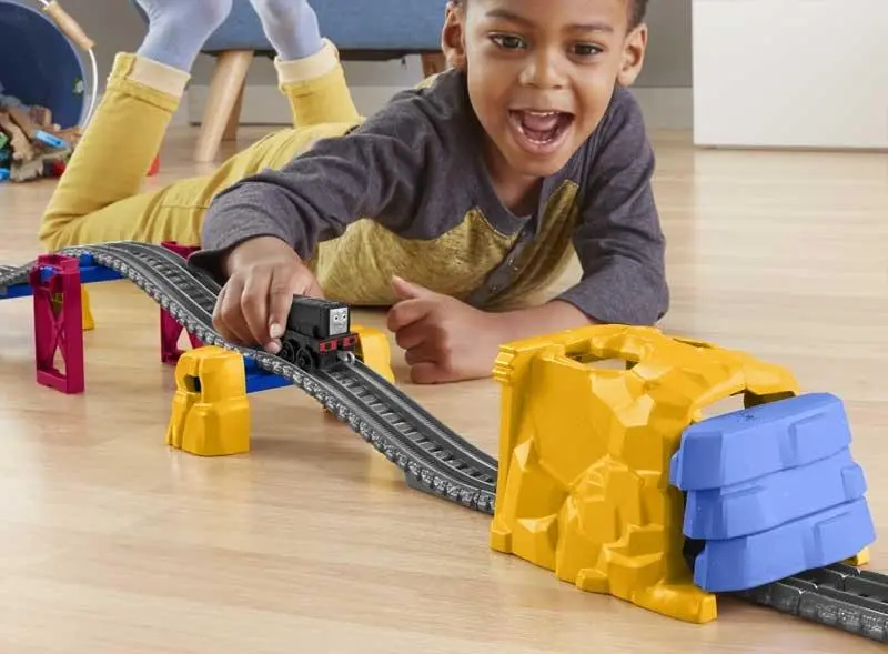 Thomas pista Track Master Diesel Tunnel Blast