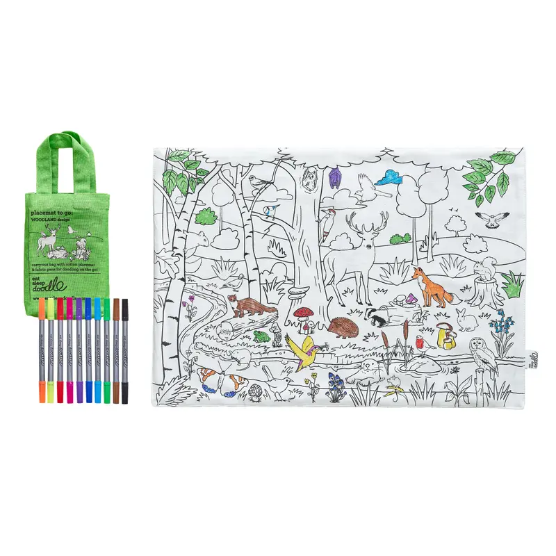Tovaglietta 33 x 47 cm Con 10 Pennarelli Lavabili - Foresta