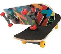 Toys Garden Skateboard In Legno 80 Cm Colori Assortiti
